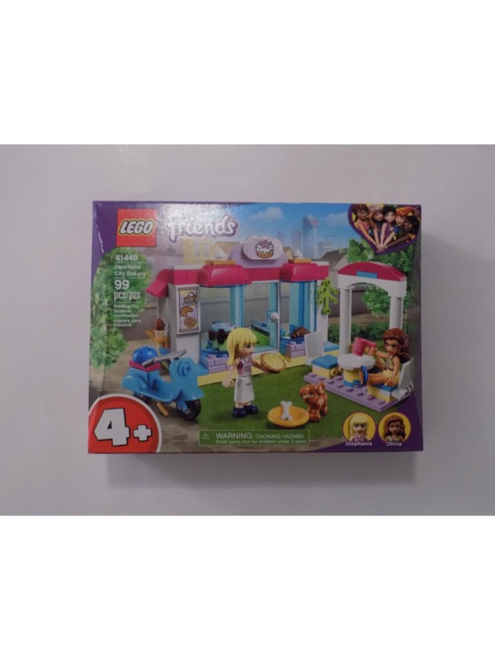 LEGO Friends Heartlake City Bakery #41440 (99 pcs) - Picture 2 of 5